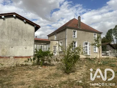 Demeure à Saint-Amand-sur-Fion (51300)