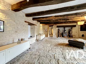 Mansion in Maine-de-Boixe (16230)