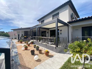 Maison d'architecte à Orange (84100)