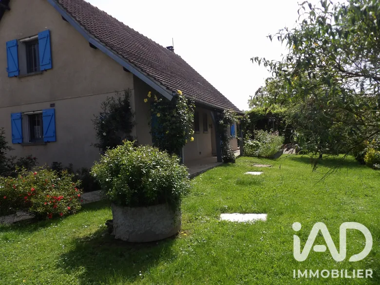 Maison 5 pièces 182 m² · à Denonville · 182 m² · 255 000 €