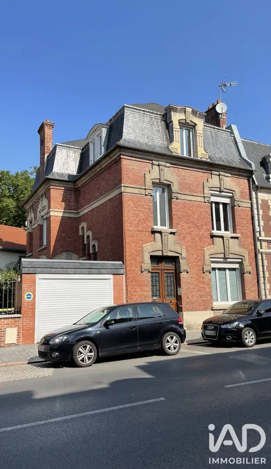 Maison de ville à Chauny (02300)