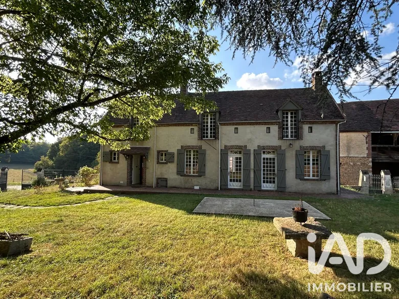 Maison 5 pièces 115 m² · à Arces-Dilo · 115 m² · 148 000 €