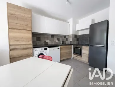 Appartement à Pierrefeu-du-Var (83390)