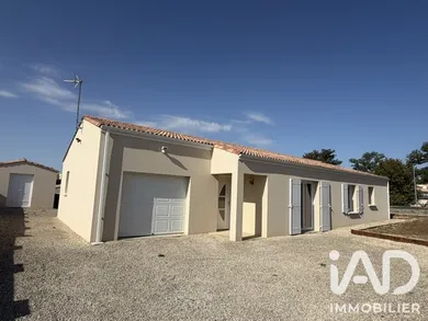 Maison à Exireuil (79400)