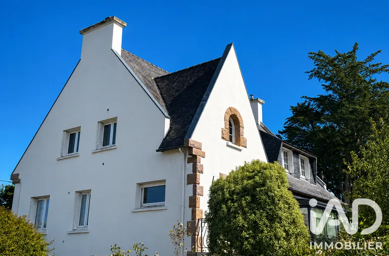 Maison 6 pièces 198 m² · à Plestin-les-Grèves · 198 m² · 420 000 €