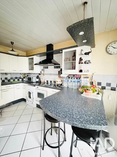 Appartement à Le Blanc-Mesnil (93150)
