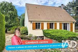 Traditional house in Gambais (78950)