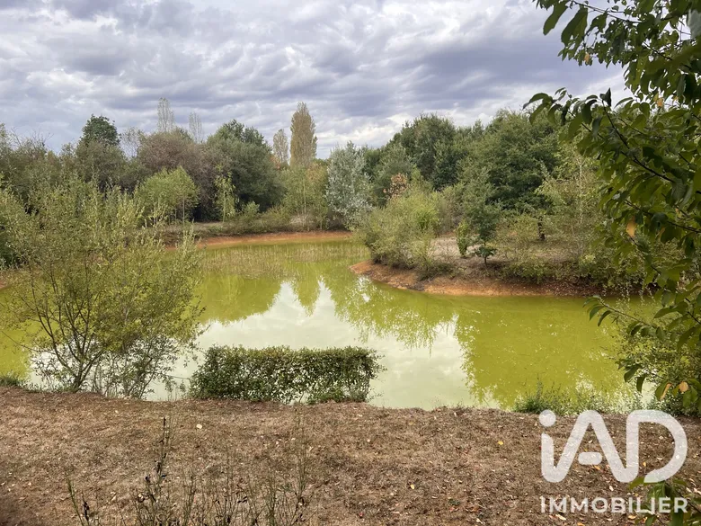 Terrain loisirs à Béruges (86190) · 65 000 €