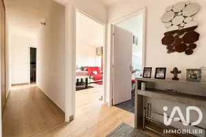 Apartment in Choisy-le-Roi (94600)