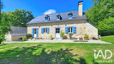 Maison de campagne à Artiguelouve (64230)