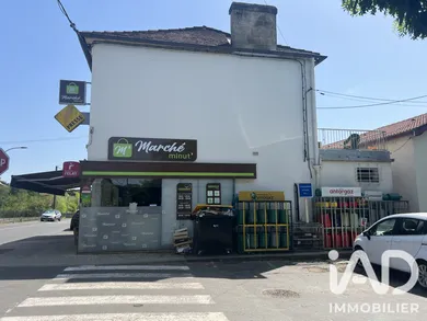 Building in Lalinde (24150)
