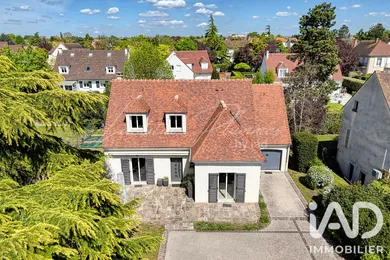 Maison traditionnelle à Croissy-sur-Seine (78290)