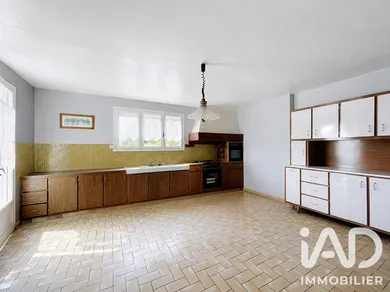 Maison de village à Beugnon-Thireuil (79160)