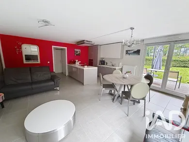 Apartment in Palaiseau (91120)