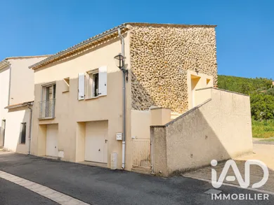 Maison de village à Le Castellet (04700)
