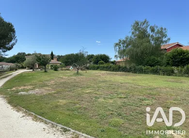 Terrain à Montaigut-sur-Save (31530)