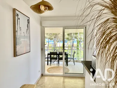 Appartement à Hyères (83400)
