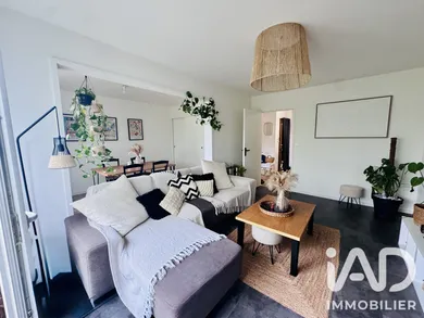 Appartement à Saint-Barthélemy-d'Anjou (49124)