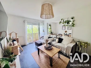 Appartement à Saint-Barthélemy-d'Anjou (49124)