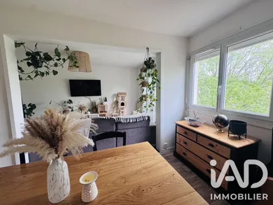 Appartement à Saint-Barthélemy-d'Anjou (49124)