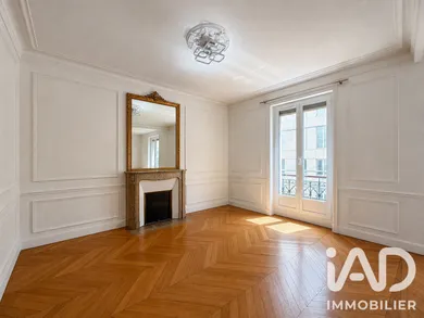 Appartement à Paris (75016)