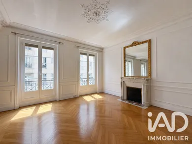 Appartement à Paris (75016)