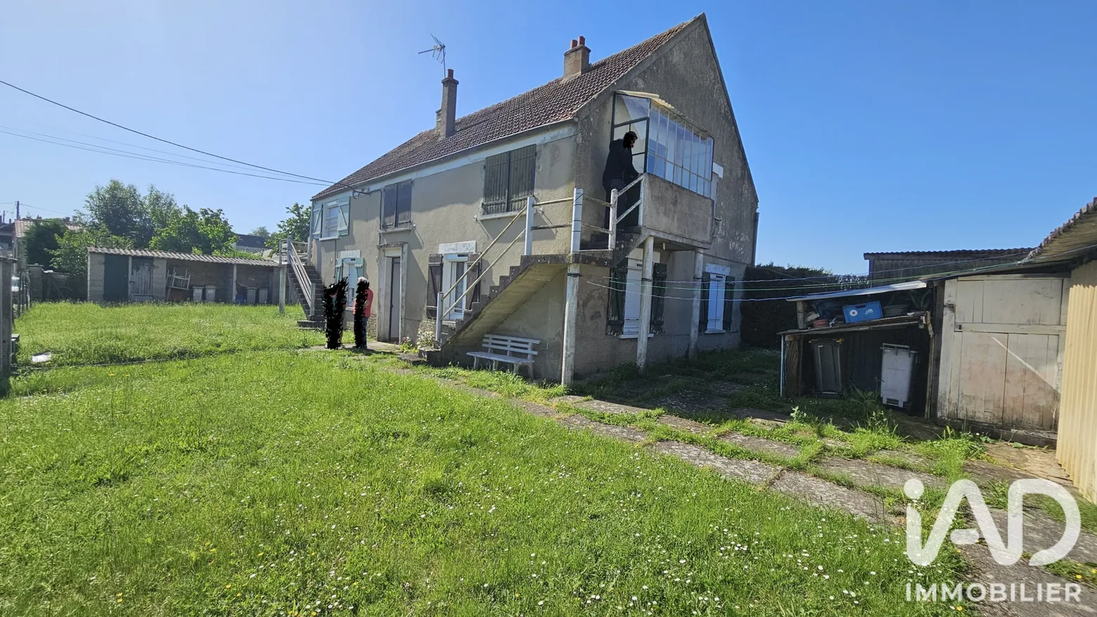 Vente immeuble 135 m² à Villeblevin (89340) - 2095867 — 2