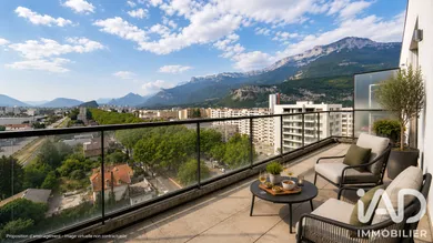 Apartment in Échirolles (38130)