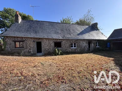 Maison de campagne à Oisseau (53300)