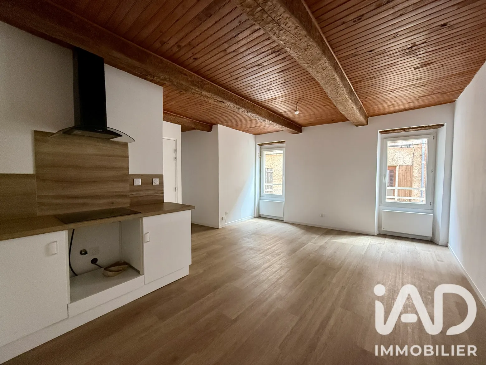 Vente appartement à Collobrières (83610) : appartement 3 pièces 52 m² - 2099512 — 2