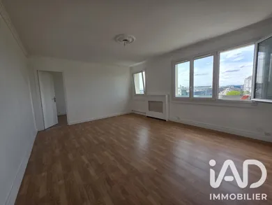 Appartement à Noisy-le-Grand (93160)