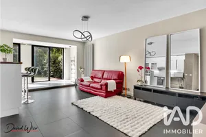 Apartment in Le Plessis-Robinson (92350)