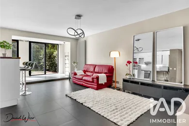 Apartment in Le Plessis-Robinson (92350)