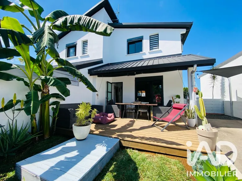Maison 3 pièces 56 m² · à Saint-Louis · 56 m² · 235 000 €
