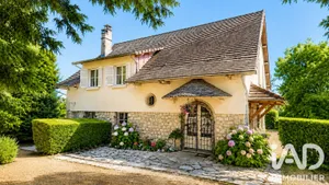 Architectural house in Louhans (71500)