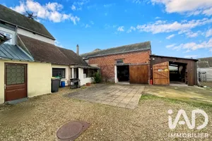 Immeuble à Mézières-en-Drouais (28500)