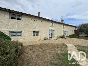 Longère à Cuhon (86110)