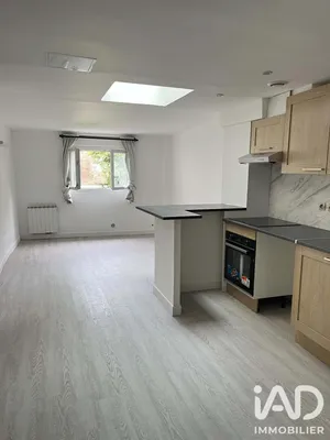 Apartment in Fontainebleau (77300)