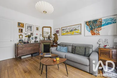 Apartment in Paris (75012)