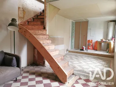 Maison de ville à Saint-Denis-de-Pile (33910)