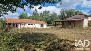Maison traditionnelle à Douzillac (24190)