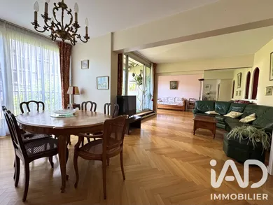 Appartement à Paris (75015)