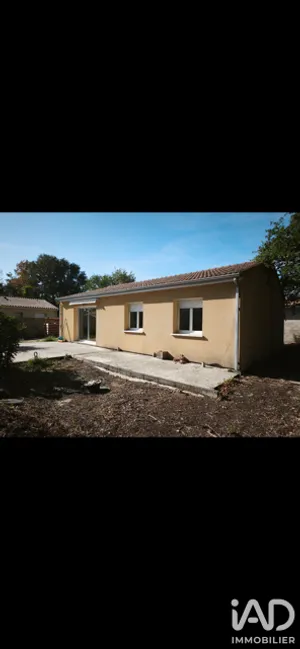 Maison à Saint-Seurin-sur-l'Isle (33660)