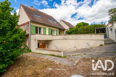Maison traditionnelle à Gargenville (78440)