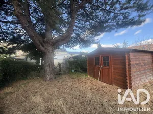 Townhouse in Thouars (79100)