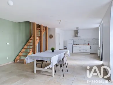 Maison de campagne à Ambillou (37340)