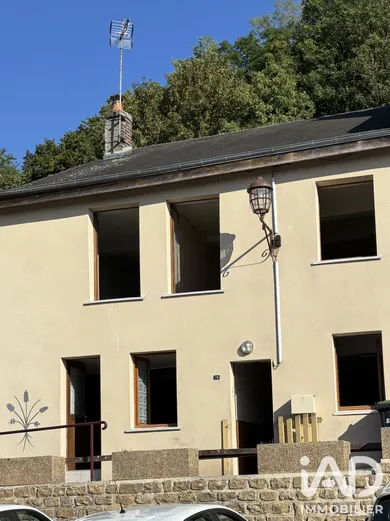 Maison à Floing (08200)