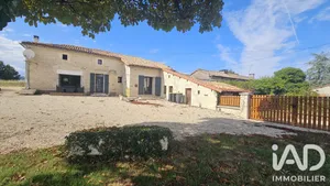 Maison de village à Saint-Macoux (86400)