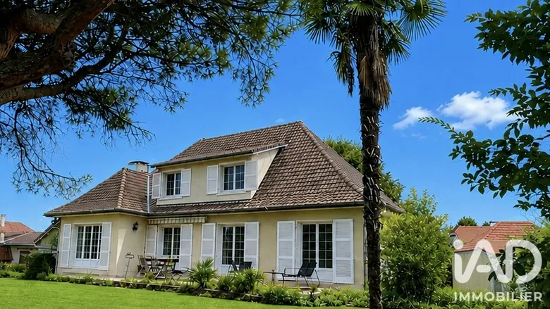 Maison 6 pièces 191 m² · à Aussevielle · 191 m² · 460 000 €