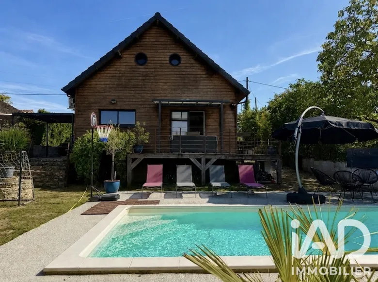 Maison 6 pièces 112 m² · à Cosne-Cours-sur-Loire · 112 m² · 242 000 €